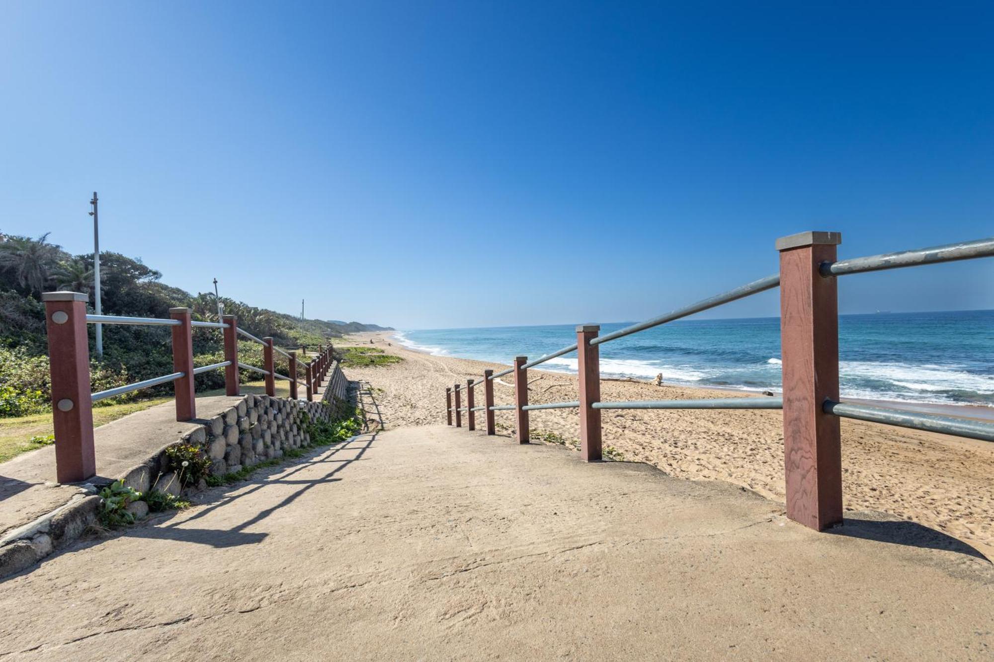 803 Bermudas - By Stay In Umhlanga ダーバン エクステリア 写真